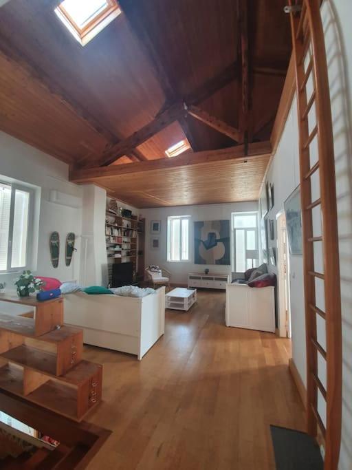 La Maison Rose Sur Le * Port-Saint-Louis-du-Rhone